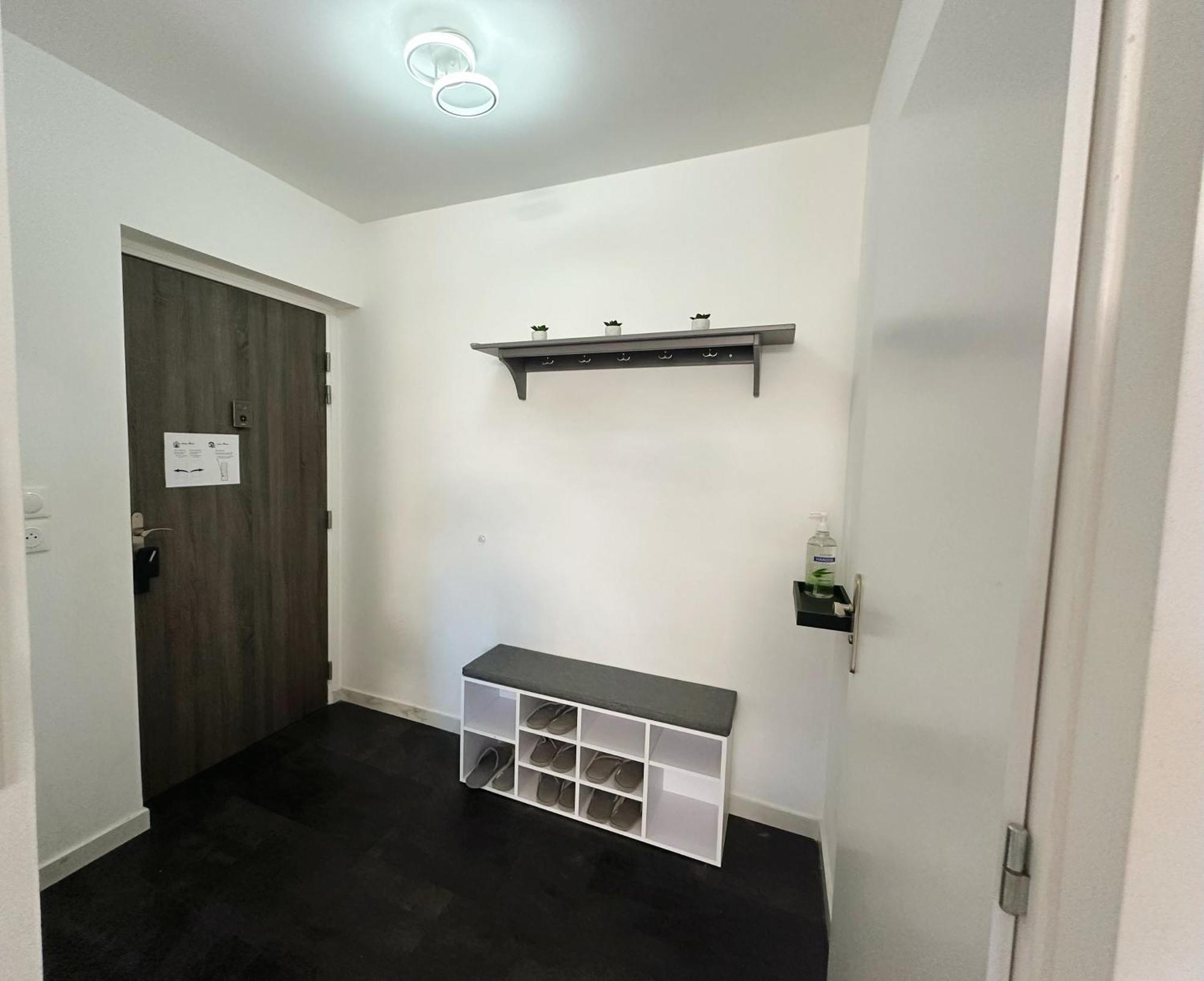 Appartamento Le Lion D'Or - Parking - Netflix - Wifi - Nerf Bussy-Saint-Georges Esterno foto