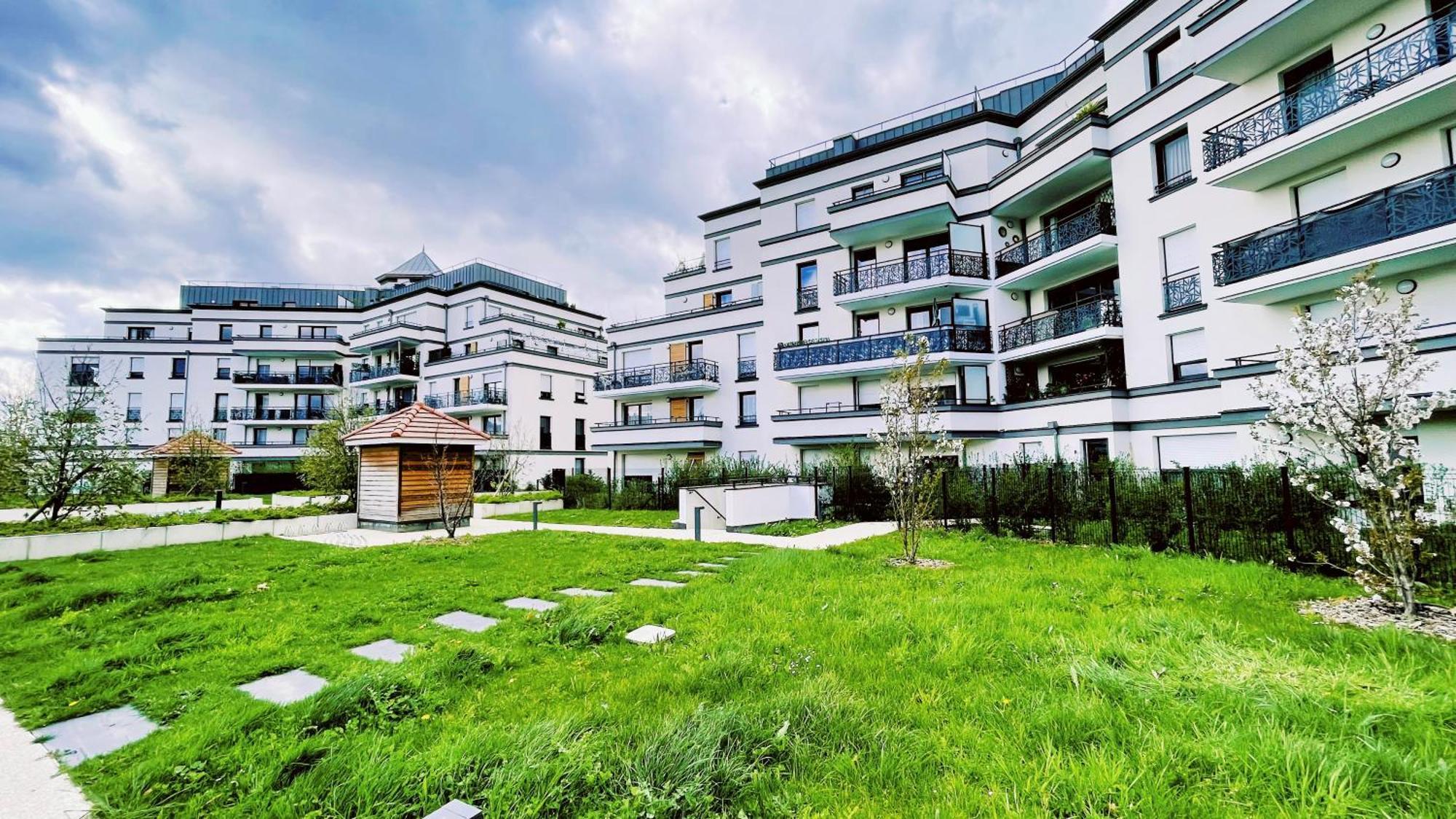 Appartamento Le Lion D'Or - Parking - Netflix - Wifi - Nerf Bussy-Saint-Georges Esterno foto